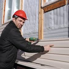 Siding Removal and Disposal in Sparta, MO